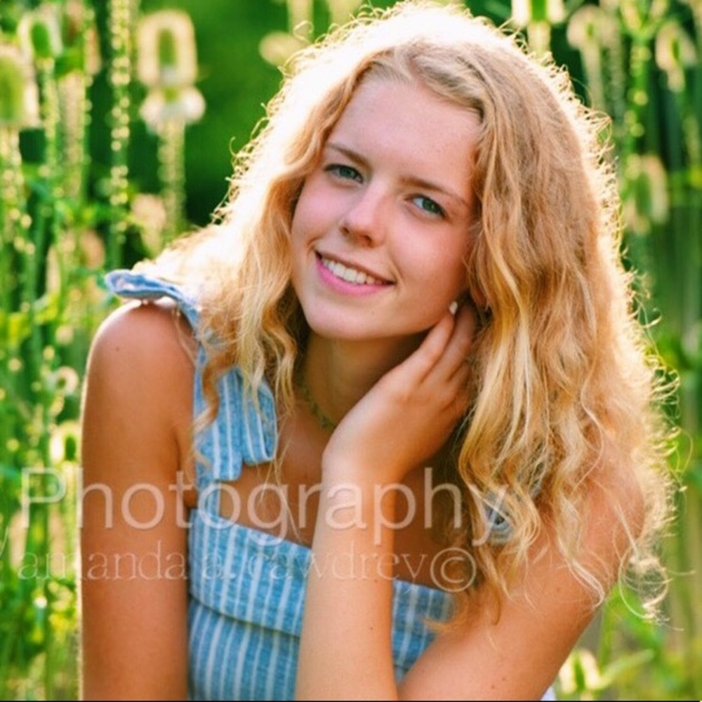 Meet your Posher, Elin